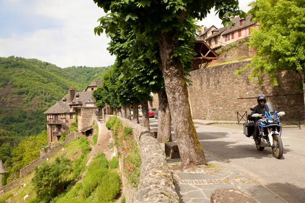 Circuit moto d'Entraygues-sur-Truyère à Najac Entraygues-sur-Truyère Occitanie