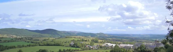 Cyclotourisme Circuit vers la vallée de la Serre Sévérac d'Aveyron Occitanie