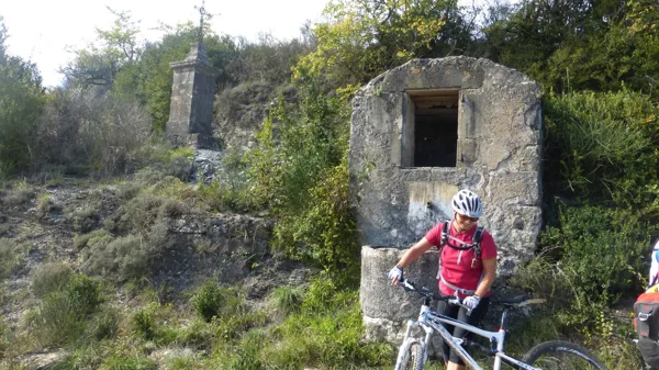 N°12 VTT Le circuit des Châteaux Saint-Rome-de-Cernon Occitanie