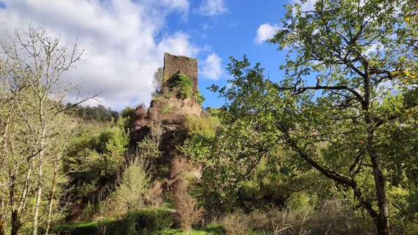 Randonnée Le château de Peyroles La Salvetat-Peyralès Occitanie