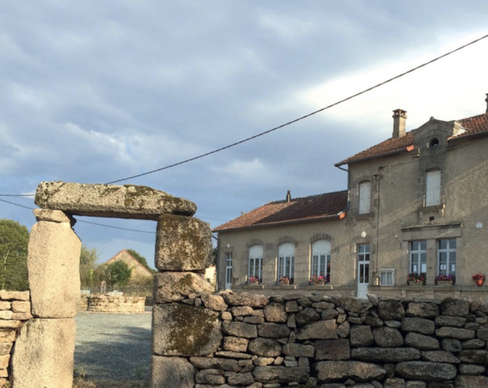 Circuits pédestres Les Vieilles Pierres Jalesches Nouvelle-Aquitaine