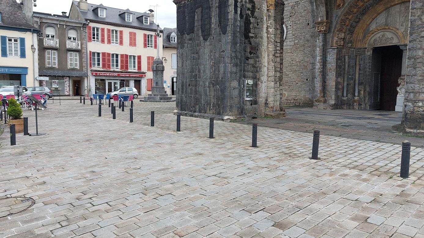 Voie verte Sur la route de la résidence d’été des évêques d’Oloron Oloron-Sainte-Marie Nouvelle-Aquitaine