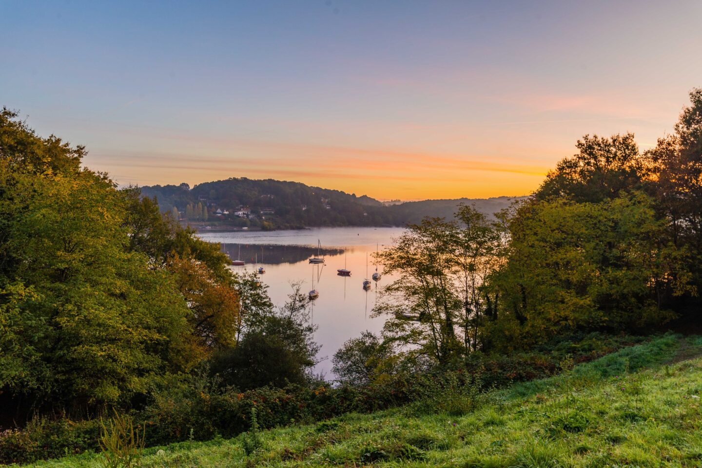 Itinéraire vélo n°1 Autour du lac d'Éguzon 33 km Saint-Plantaire Centre-Val de Loire