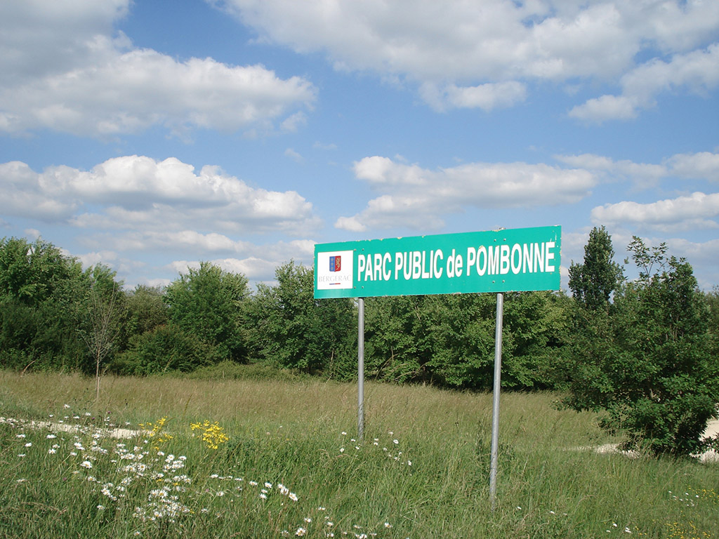Vélo-route du vieux port de Bergerac Parc de Pombonne Bergerac Nouvelle-Aquitaine