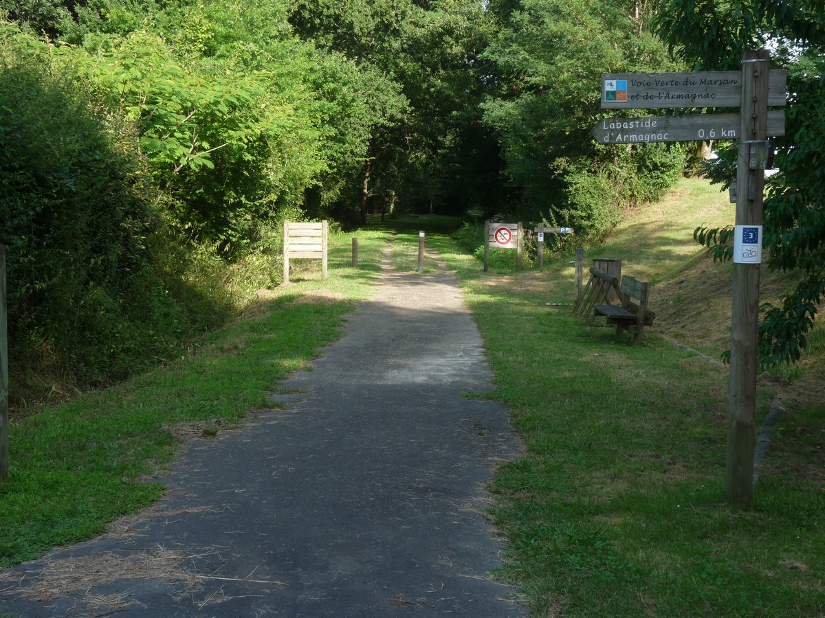 Voie verte du Marsan et de l’Armagnac Gabarret Nouvelle-Aquitaine Voie verte du Marsan et de l'Armagnac Gabarret Nouvelle-Aquitaine