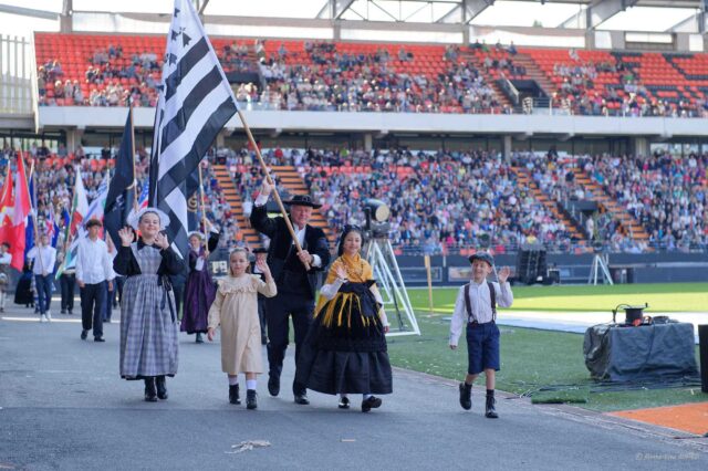 Grande Parade du Festival interceltique Lorient 2025 Drapeaux des nations Celtes