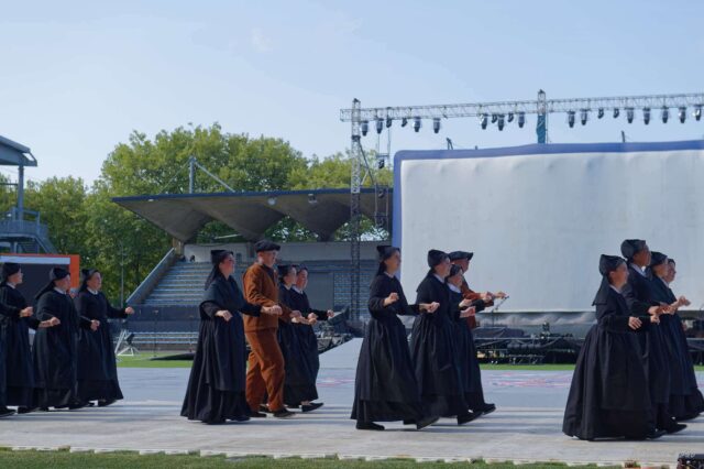 Grande Parade du Festival interceltique Lorient 2025 : Groupe des Bruyères - Beuzeg Bagad Cercle (Beuzec-Cap-Sizun)