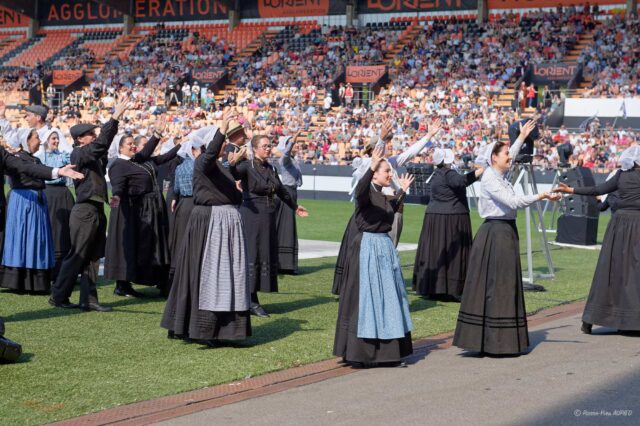 Grande Parade du Festival interceltique Lorient 2025 : Collectif du Trégor (Pommerit-le-Vicomte, Paimpol)