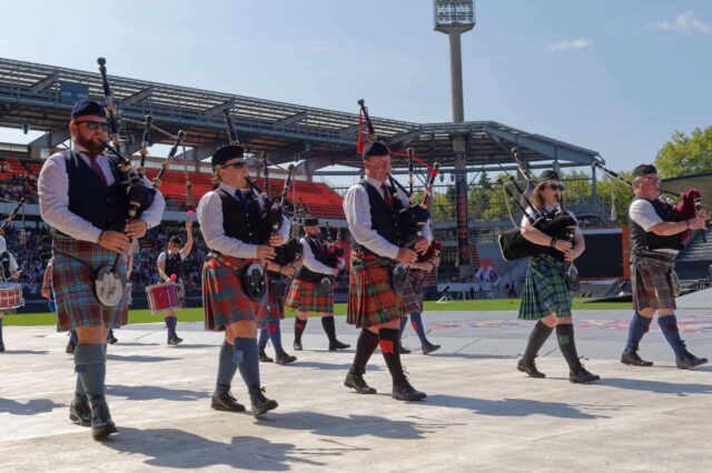 Grande Parade du Festival interceltique Lorient 2025 : The City of Limerick Pipe Band (Irlande)