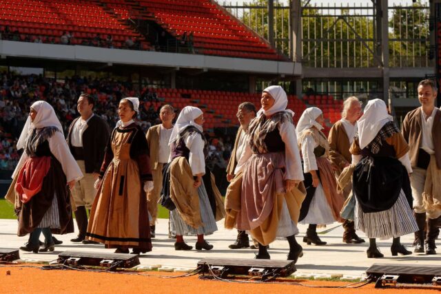 Grande Parade du Festival interceltique Lorient 2025 : Cercle Galet's Jade (St Michel Chef-Chef)