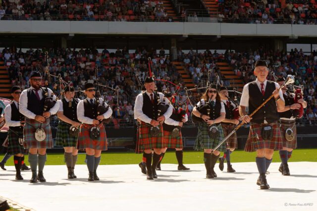 Grande Parade du Festival interceltique Lorient 2025 : The City of Limerick Pipe Band (Irlande)