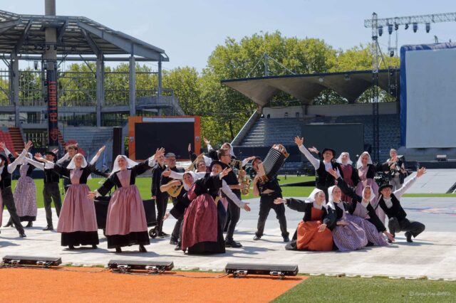 Grande Parade du Festival interceltique Lorient 2025 : Collectif Rouzig (Châteaulin, Le Faou)