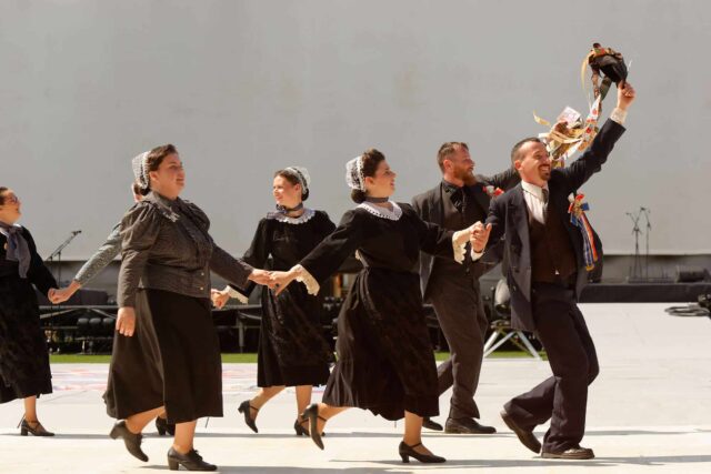 Grande Parade du Festival interceltique Lorient 2025 : Cercle Les Blés d’Or (Saint-Nicolas du Pélem)