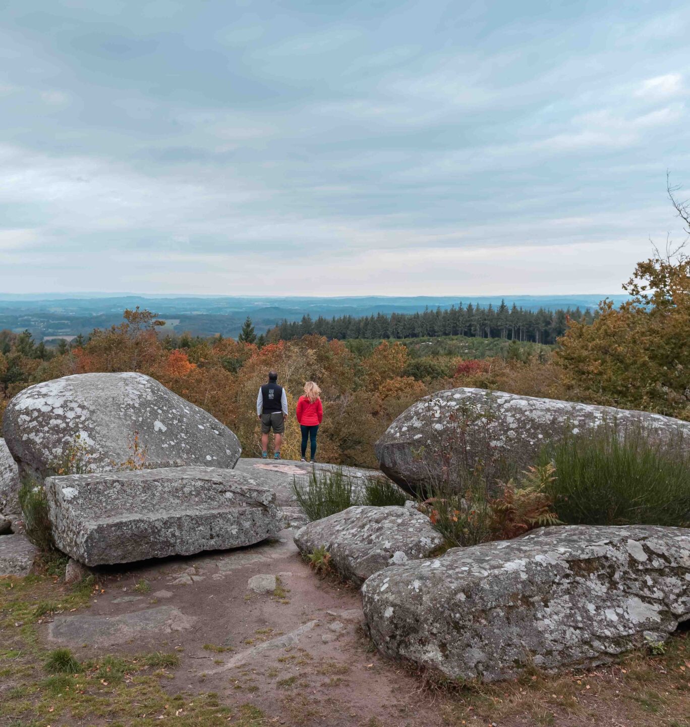 Circuit de randonnée pédestre n° 17 Le Maupuy et ses Pierres Civières Saint-Léger-le-Guérétois Nouvelle-Aquitaine Circuit de randonnée pédestre n° 17 Le Maupuy et ses Pierres Civières Saint-Léger-le-Guérétois Nouvelle-Aquitaine