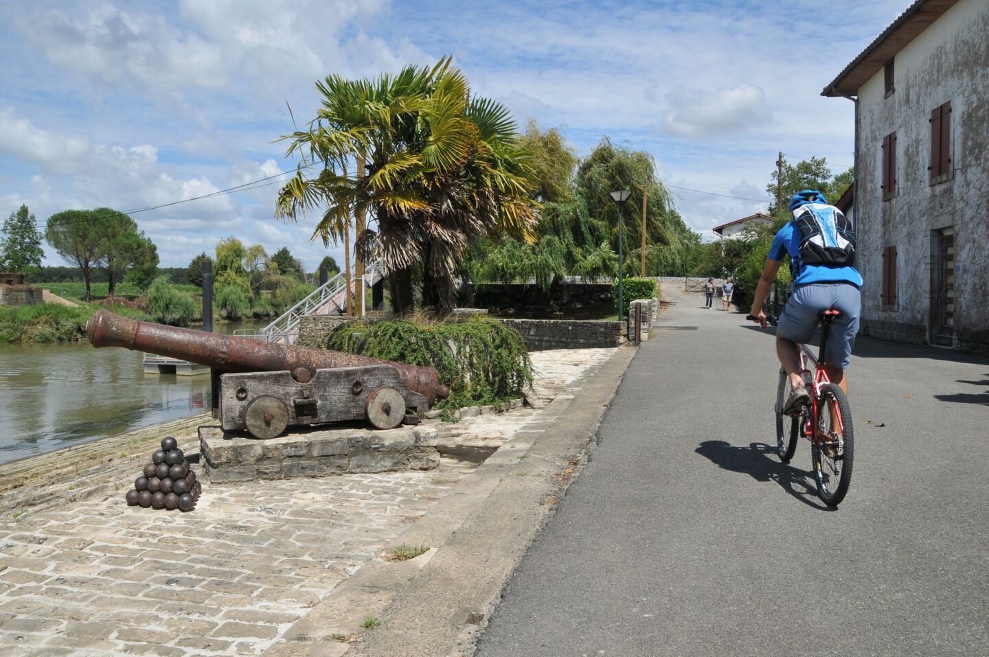 La voie verte de Guiche à Bidache Guiche Nouvelle-Aquitaine
