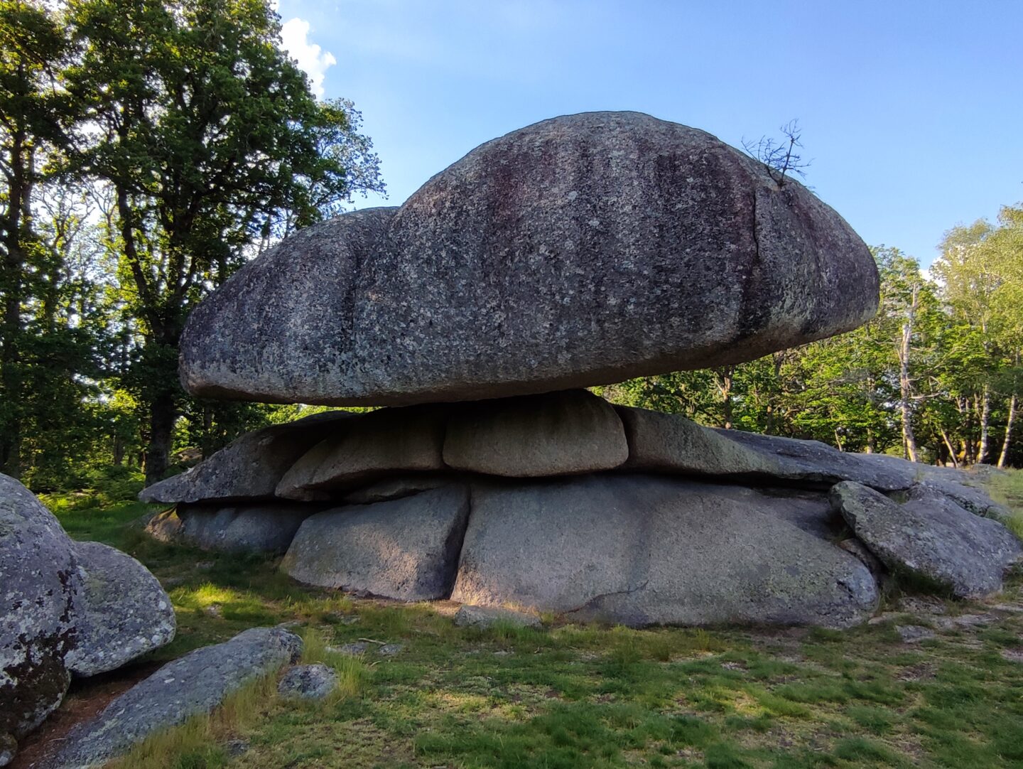 Les Pierres Jaumâtres Boussac Nouvelle-Aquitaine Les Pierres Jaumâtres Boussac Nouvelle-Aquitaine
