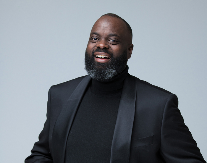 Issa Doumbia - Monsieur Doumbia Le Pin Galant Mérignac