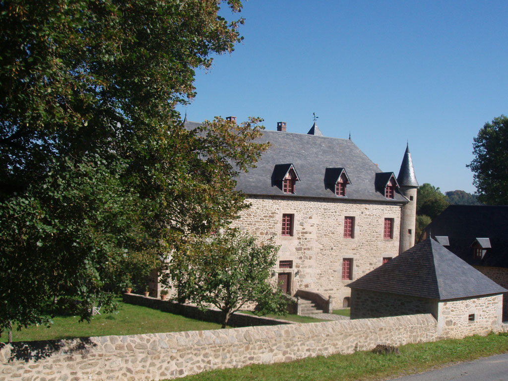 VTT Gravel Les châteaux 36 km circuit 50 Sornac Nouvelle-Aquitaine VTT Gravel Les châteaux 36 km circuit 50 Sornac Nouvelle-Aquitaine