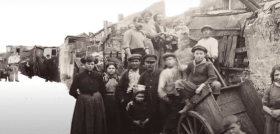 « La zone » et ses baraquements