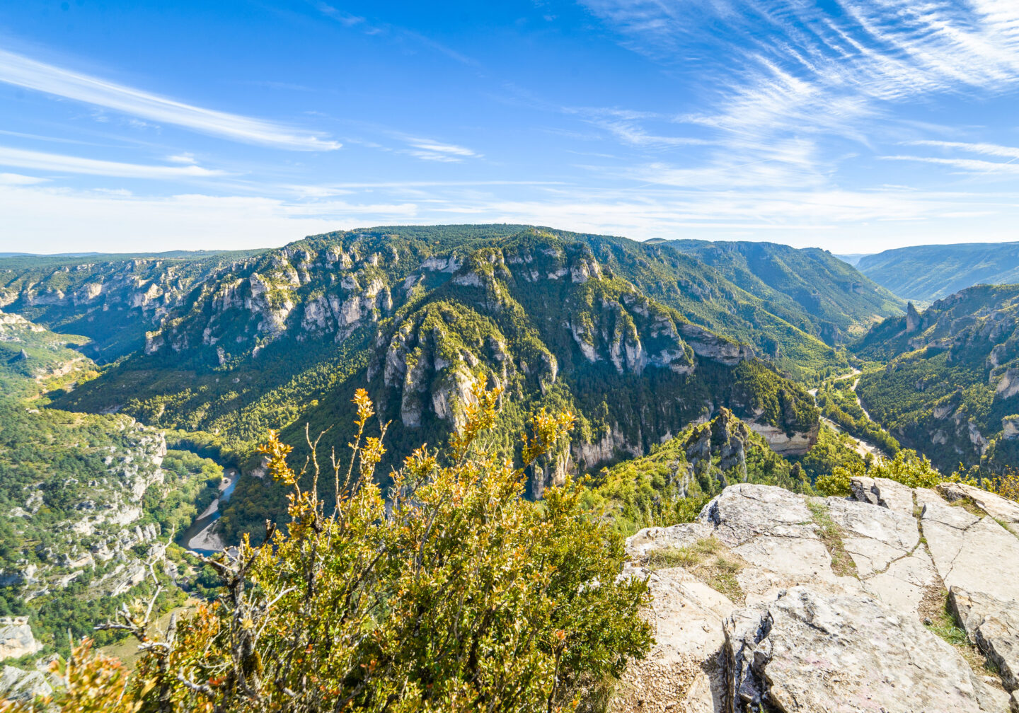 Le cirque des Baumes Massegros Causses Gorges Occitanie