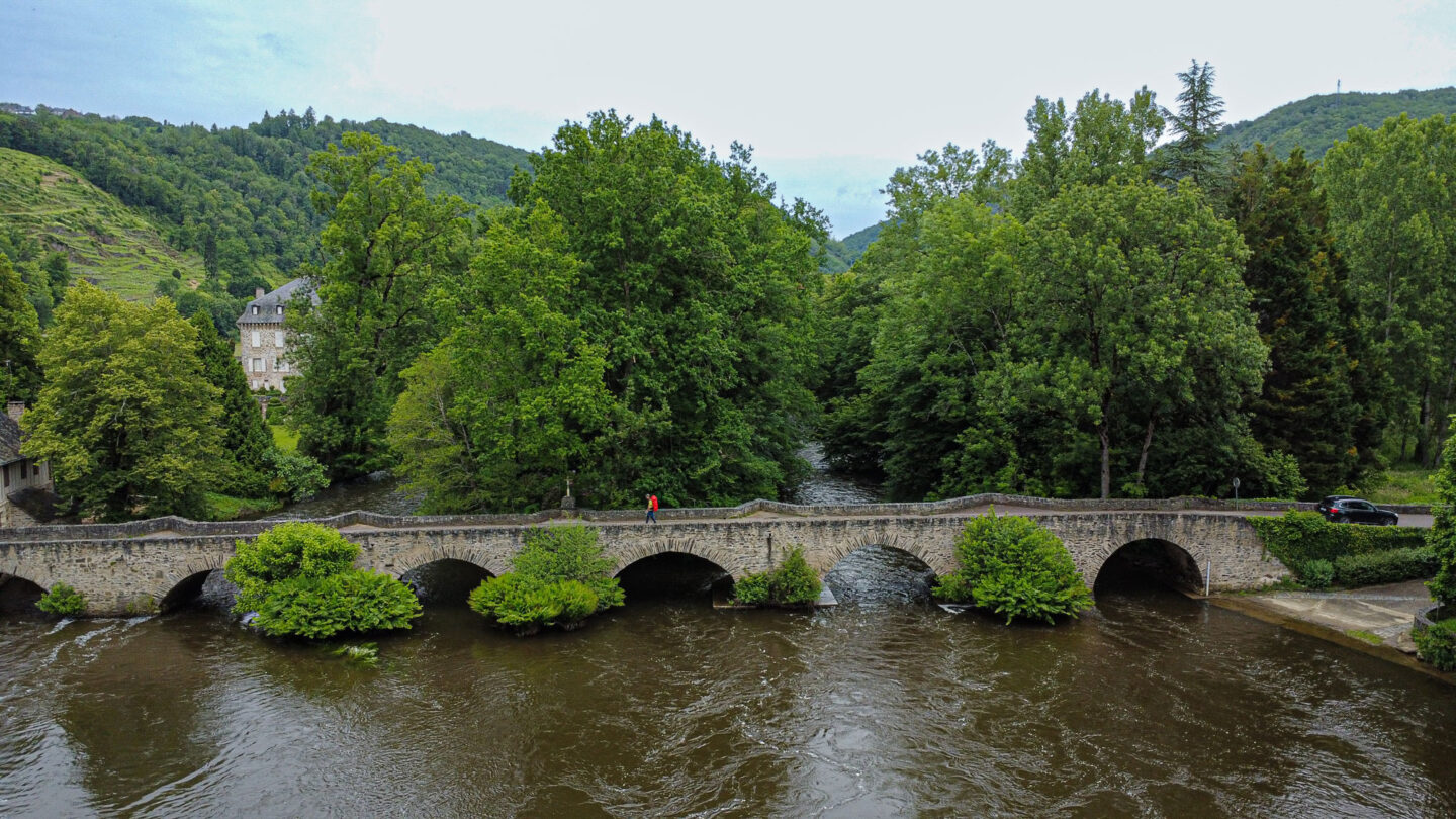 Voie verte Vézère entre le barrage du Saillant et Garavet Voutezac Nouvelle-Aquitaine Voie verte Vézère entre le barrage du Saillant et Garavet Voutezac Nouvelle-Aquitaine