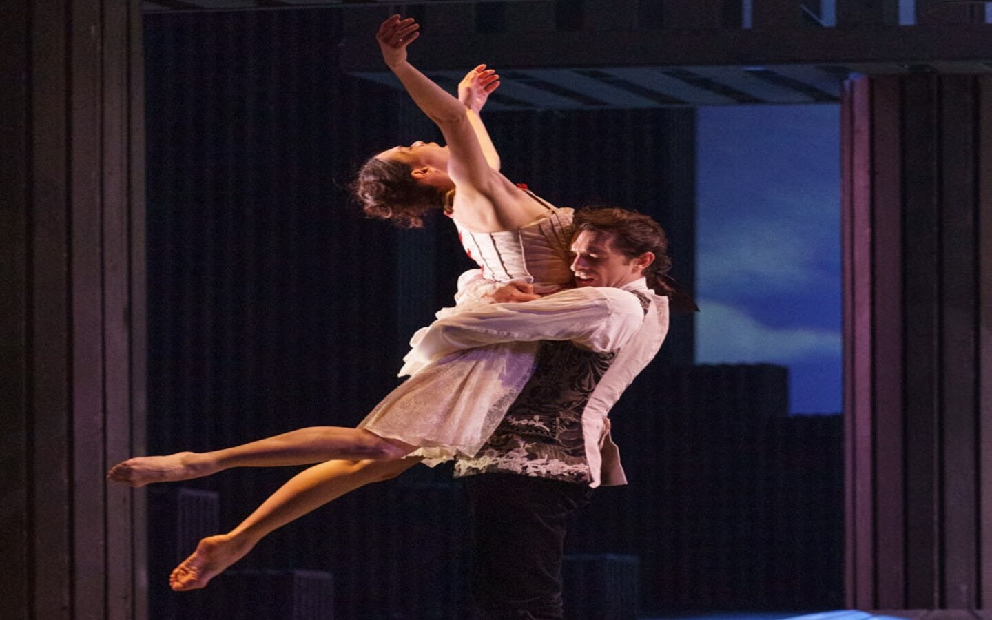 Projection du ballet Le Parc de Preljocaj sur Mozart