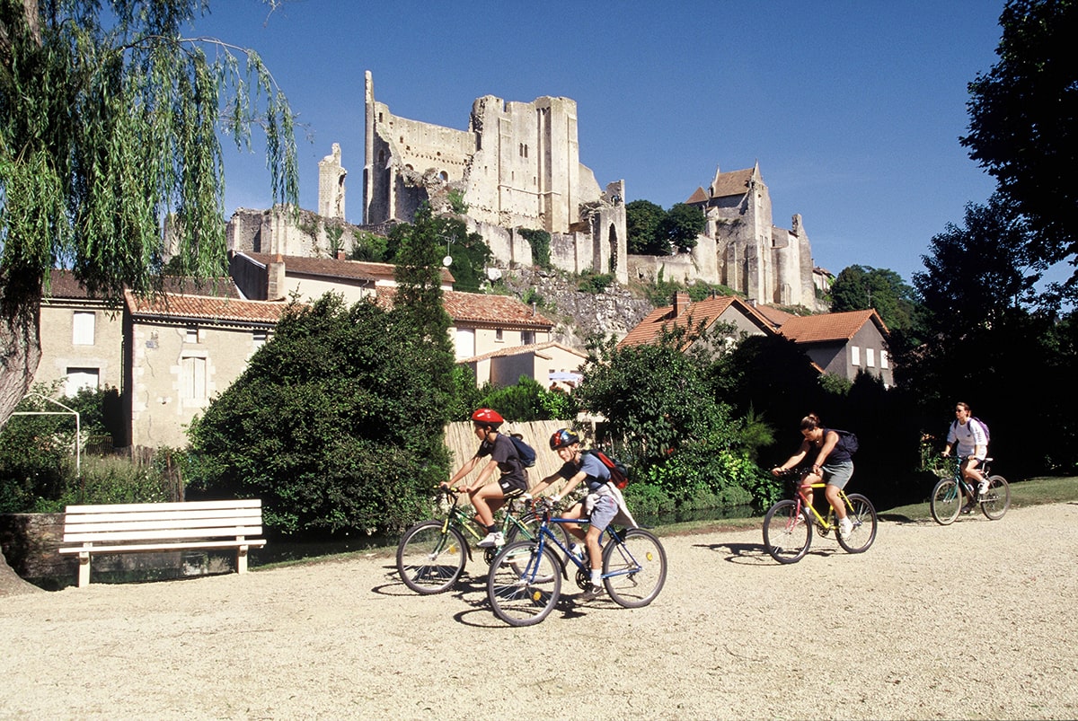 Scandibérique Dangé-Saint-Romain Availles-Limouzine Dangé-Saint-Romain Nouvelle-Aquitaine