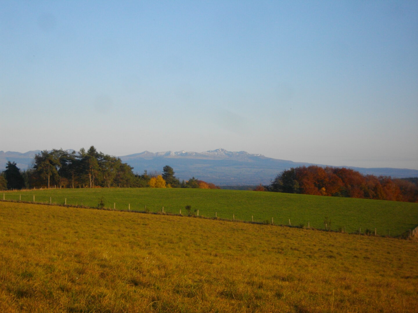 Circuit des deux sommets (variante courte 3 km) Saint-Oradoux-de-Chirouze Nouvelle-Aquitaine