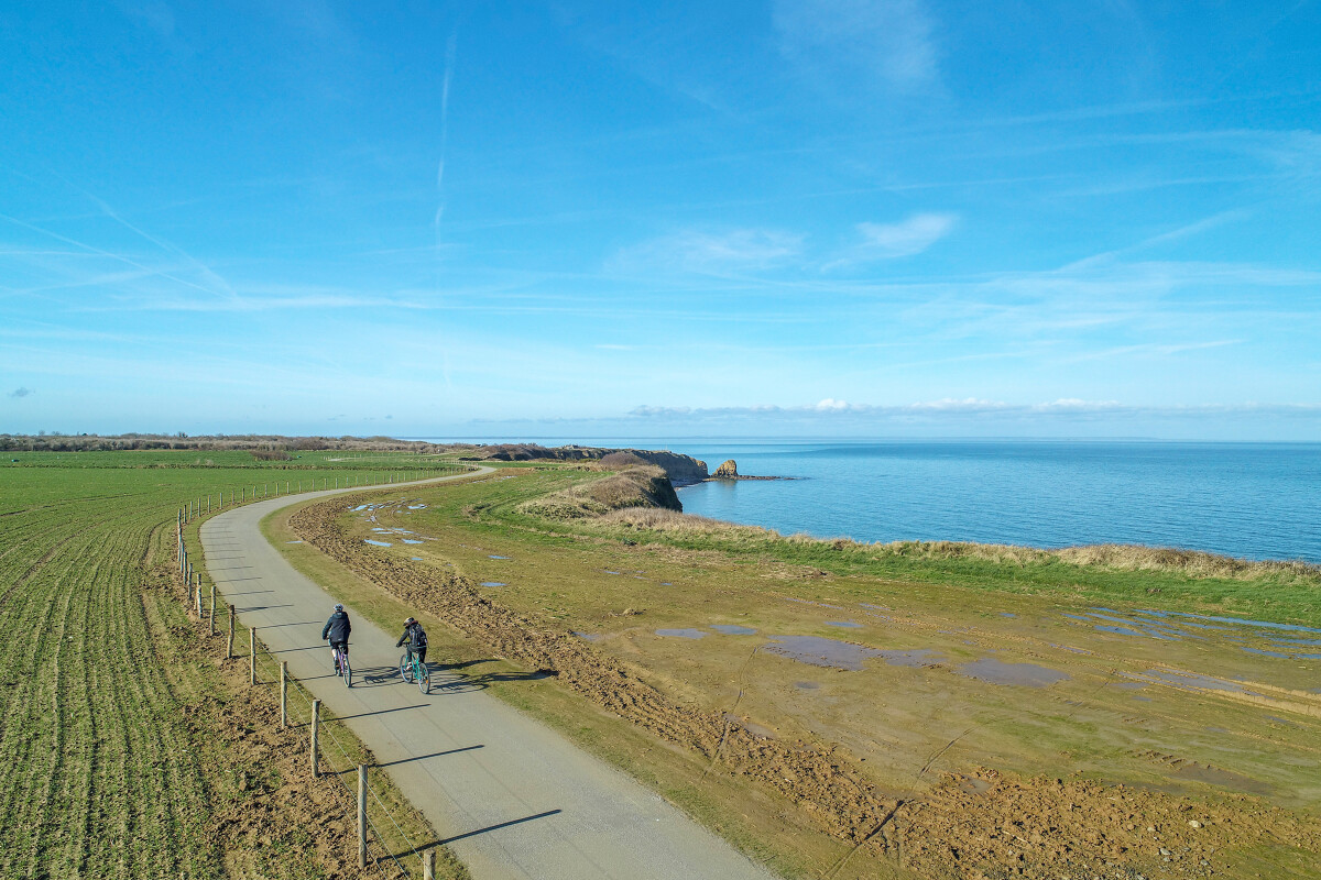 La Vélomaritime de Grandcamp-Maisy à Omaha Beach Grandcamp-Maisy Normandie La Vélomaritime de Grandcamp-Maisy à Omaha Beach Grandcamp-Maisy Normandie