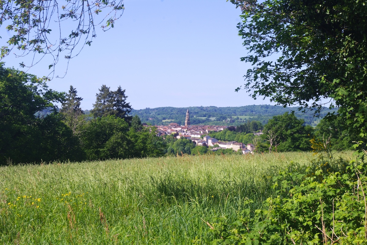 GRP®Monts et Barrages en Limousin Etape 1 De Saint-Léonard-de-Noblat à Bujaleuf Saint-Léonard-de-Noblat Nouvelle-Aquitaine