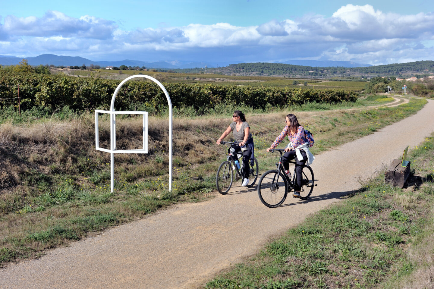 VOIE VERTE CAMIN’ARTS (CAPESTANG CRUZY) Capestang Occitanie VOIE VERTE CAMIN'ARTS (CAPESTANG CRUZY) Capestang Occitanie