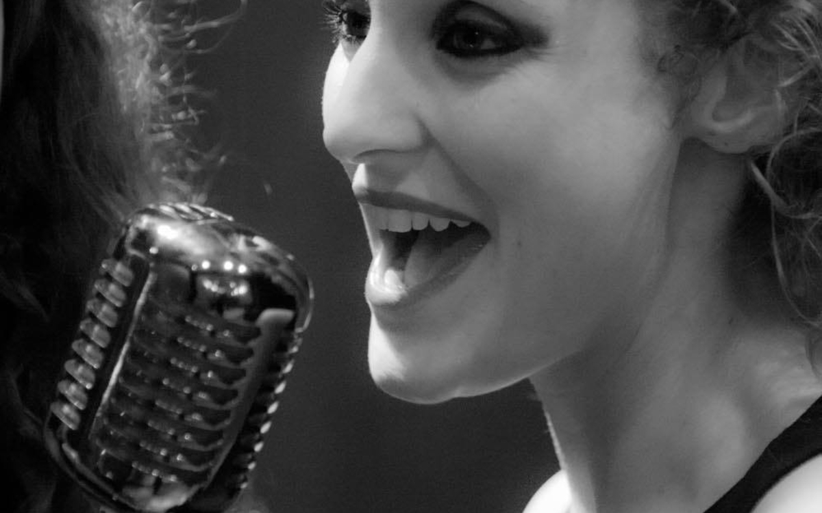 Chiara Viola Jazz Christmas Quintet Le Son de la Terre PARIS 05