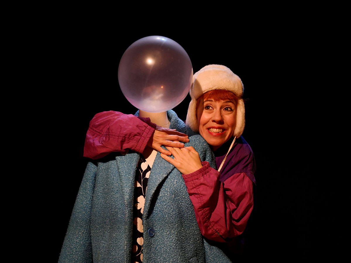 L'ENVOLÉE GRAND MÈRE PERD LA TÊTE