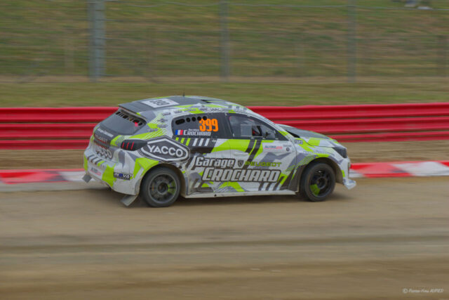 Aurélien CROCHARD 3eme en catégorie DIVISION 3 sur la PEUGEOT 208 II numéro 399 au Rallycross de Lohéac le 31 Aout 2025 Aurélien CROCHARD 3eme en catégorie DIVISION 3 sur la PEUGEOT 208 II numéro 399 au Rallycross de Lohéac le 31 Aout 2025