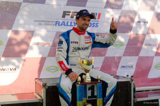 Andréa DUBOURG 1er en catégorie SUPERCAR sur la PEUGEOT 208 WRX numéro 92 et 1er du Rallycross de Lohéac le 31 Aout 2025