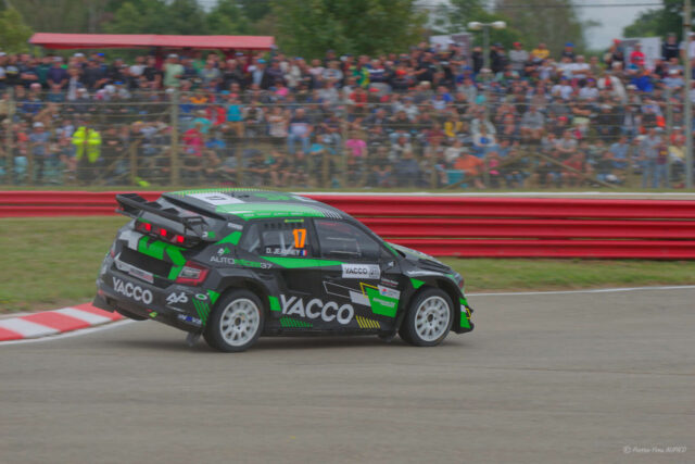 Davy JEANNEY 3eme en catégorie SUPERCAR sur la SKODA Fabia WRX numéro 17 au Rallycross de Lohéac le 31 Aout 2025 Davy JEANNEY 3eme en catégorie SUPERCAR sur la SKODA Fabia WRX numéro 17 au Rallycross de Lohéac le 31 Aout 2025
