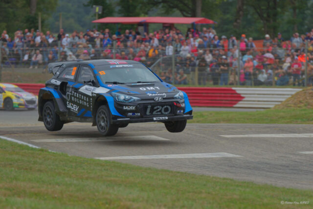 Andréas BAKKERUD 2eme en catégorie SUPERCAR sur la HYUNDAI I20 WRX numéro 13 au Rallycross de Lohéac le 31 Aout 2025
