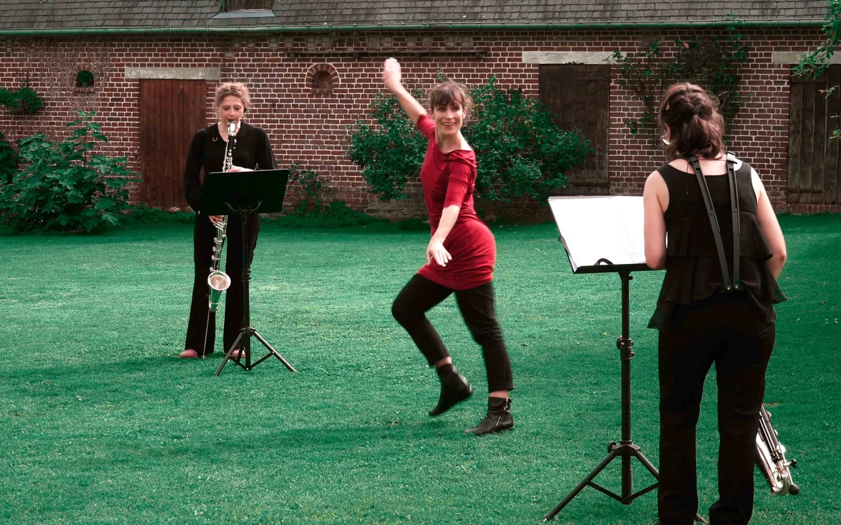 Luskad concert chorégraphie Le Pavillon de la Sirène de Paris PARIS 14