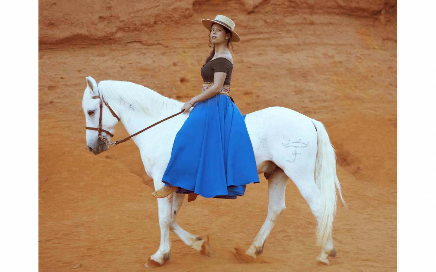 PROJECTION RENCONTRE LA MADRUGADA AVEEC MANDY LEROUGE