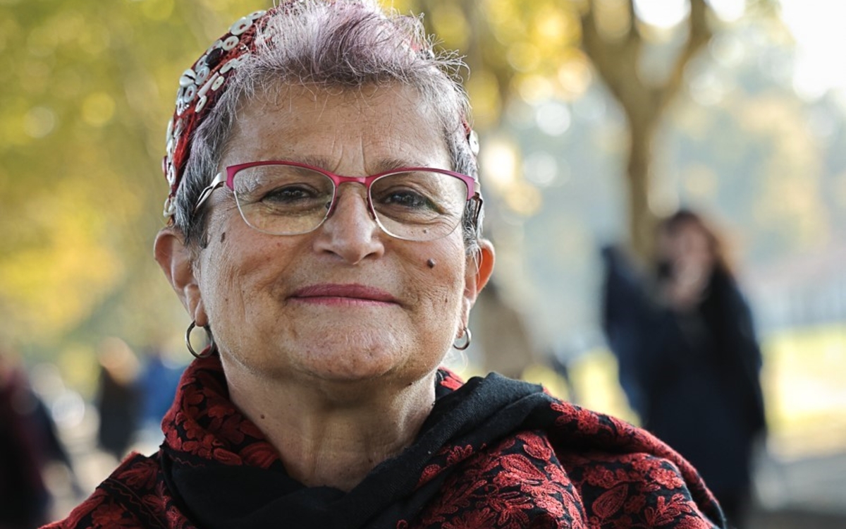 Spectacle Vives et vaillantes par la conteuse Praline Gay-Para Bibliothèque Arthur Rimbaud Paris