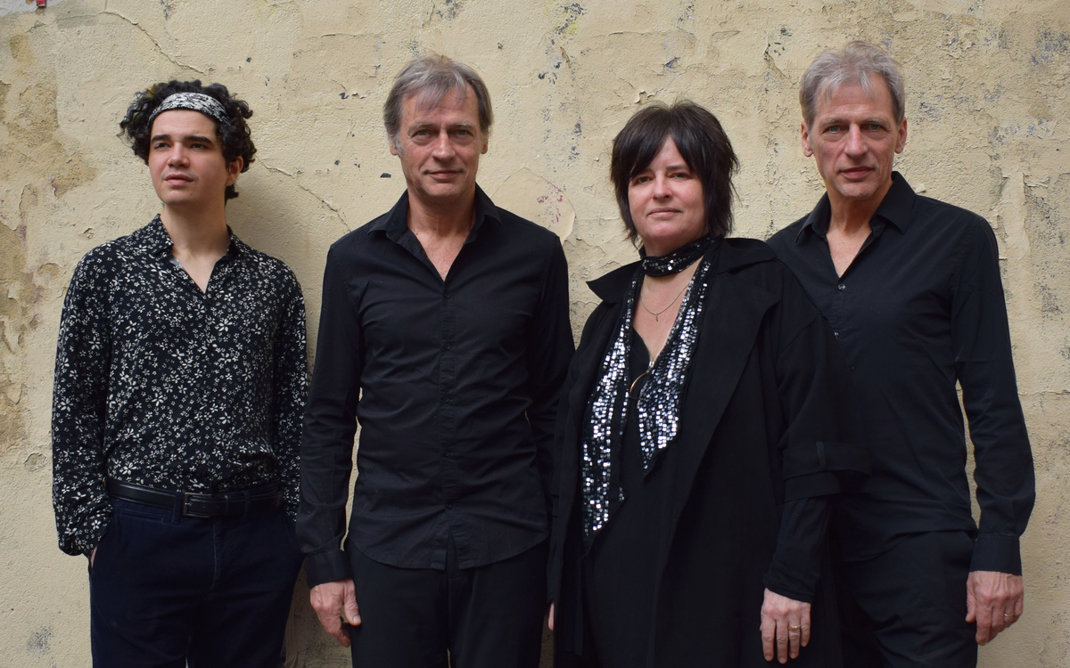 The Hookup - Géraldine Laurent