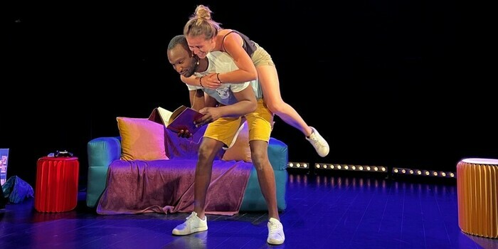 Je t'aime banane ! Théâtre 100 Noms