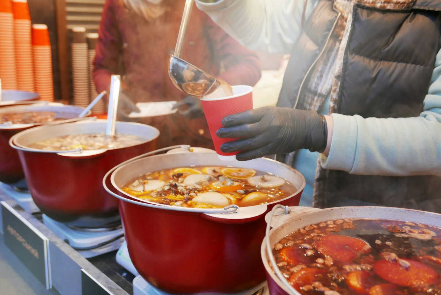 Soirée vin chaud place Doussot Souillac 2025-12-12 Soirée vin chaud