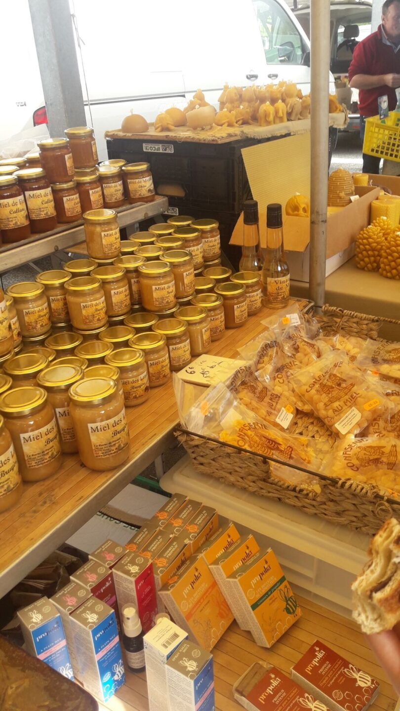 Marché traditionnel saisonnier