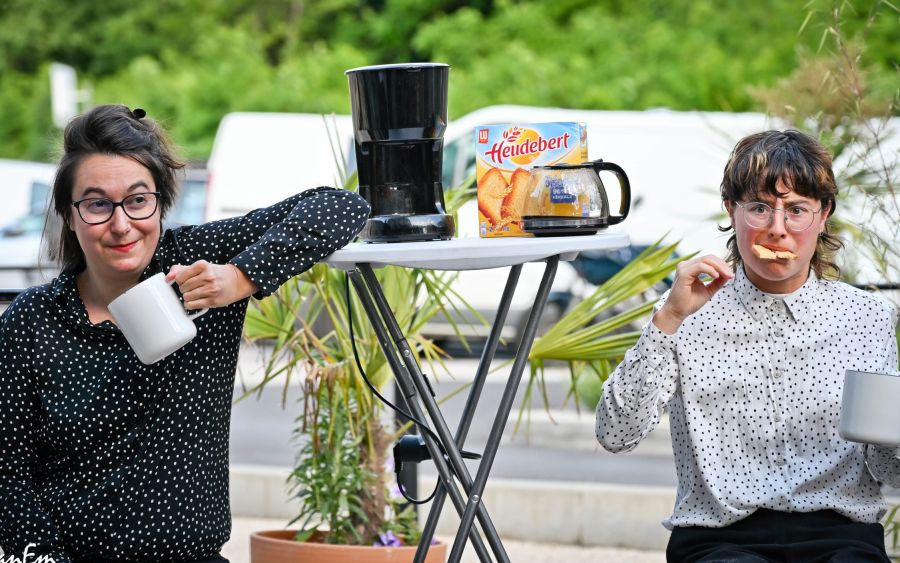 Spectacle à l'Arrosoir Figeac Parleras-tu? avec la Cie Plante Un Regard