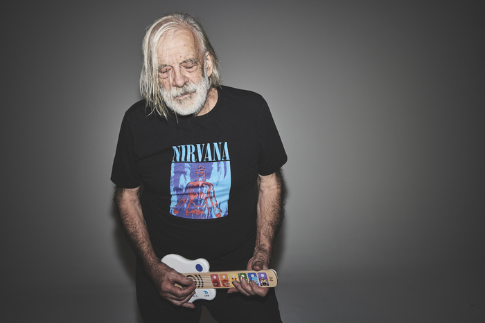 WHILE MY GUITAR GENTLY WEEPS Le Rocher de Palmer Cenon