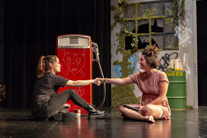 Burn baby burn TNT - Terrain Neutre Théâtre