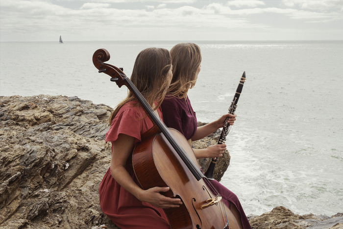 LAS HERMANAS CARONNI Le Rocher de Palmer Cenon