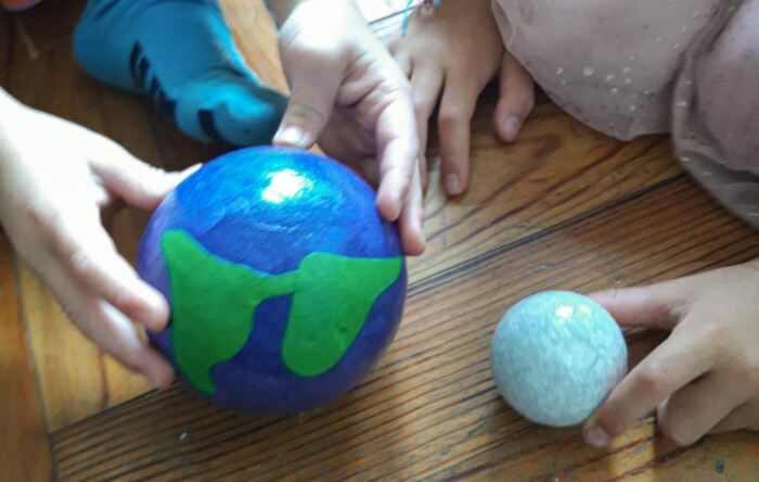 Petits pas sur la Lune Médiathèque Les Etoiles Villenave-d'Ornon