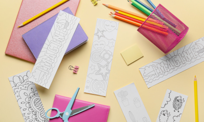 Atelier créatif : Customise ton marque page ! Médiathèque Léopold Sédar Senghor